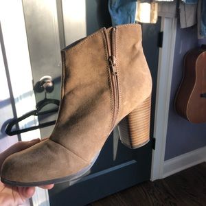 Size 8 Fringe Booties